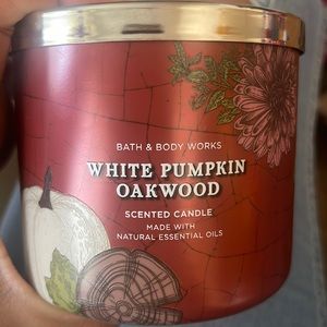 White Pumpkin Oakwood